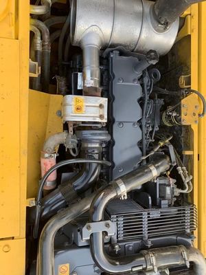 6,7 l Pojemność 134 kW Komatsu PC220-8 22T Koparki drugiej ręki dostawca