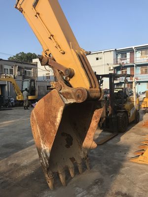 8,6 kW Waga 20000 kg E200B 2012 rok Używana koparka CAT dostawca