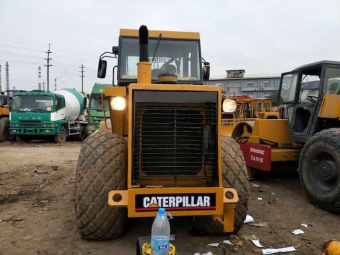 Używany walec drogowy Caterpillar CS-583C o pojemności 6,6 l 0